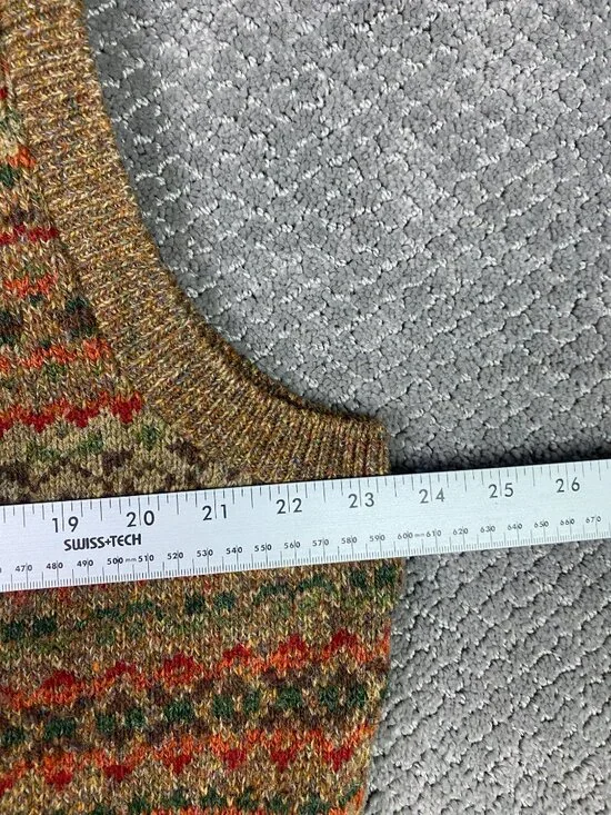 Vintage LL Bean Fair Isle Wool Cardigan Vest Sweater Men's Medium Scotland Brown - Picture 6 of 8